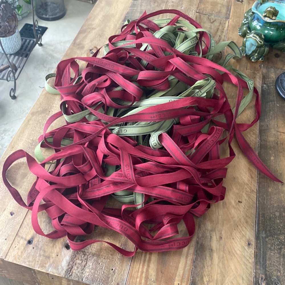 Gucci ribbons